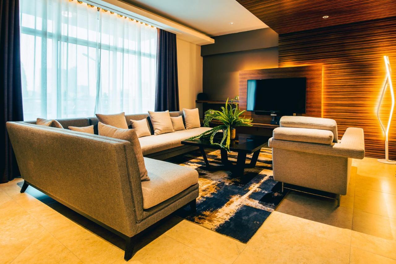 Blackwood Boutique Hotel And Apartments Dar es Salaam Eksteriør billede